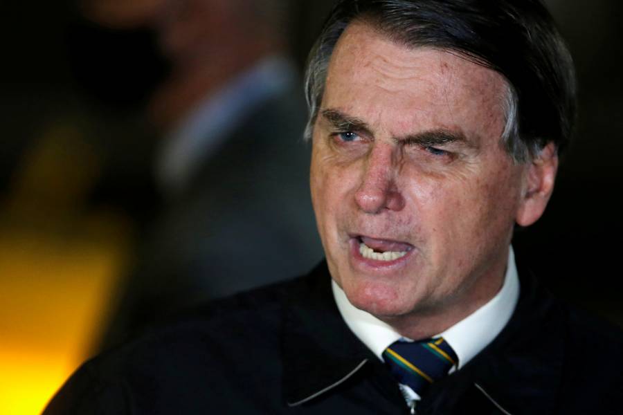 Bolsonaro amenaza con sacar a Brasil de la OMS