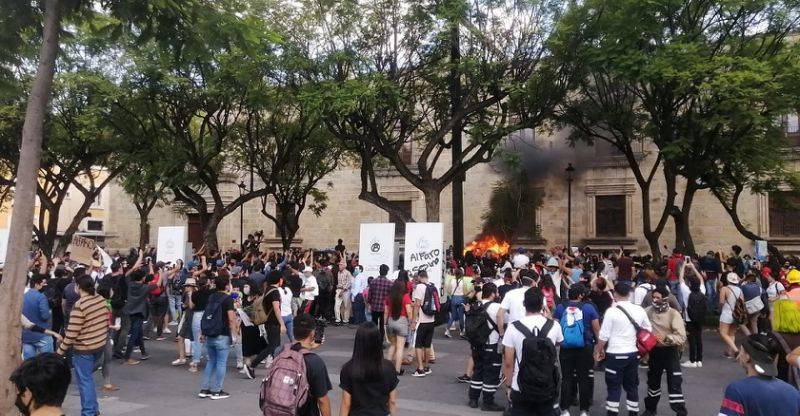 Condena CEDHJ violencia en manifestaci&oacute;n por la muerte de Giovanni