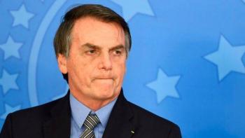 Bolsonaro esconde datos sobre el COVID-19 en Brasil