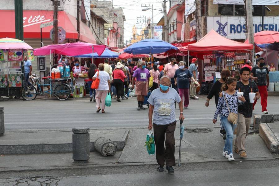 Acuerdan regreso de 4 mil tianguistas en Iztapalapa