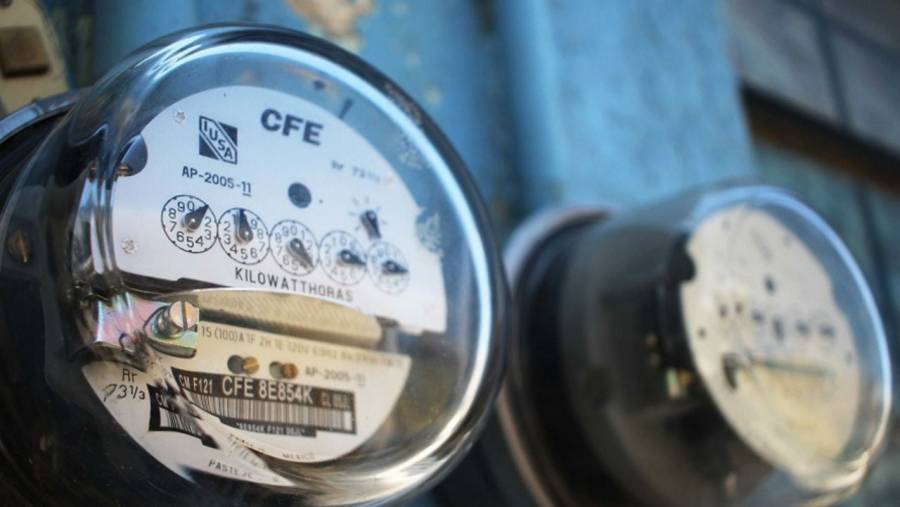 Vecinos denuncian falta de luz en Paseos de Taxqueña