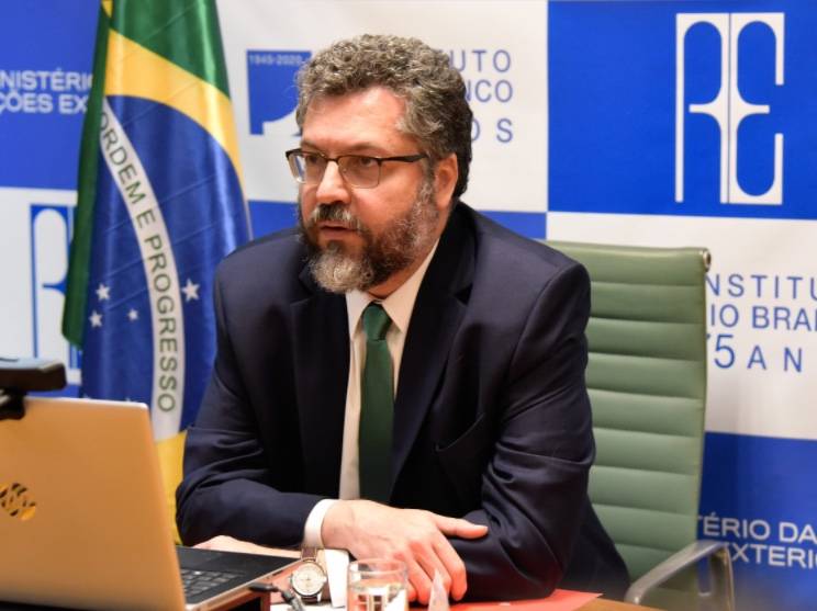 Canciller brasile&ntilde;o critica trabajo de la OMS durante la pandemia