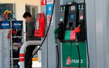 Cae 54% importaci&oacute;n de gasolina