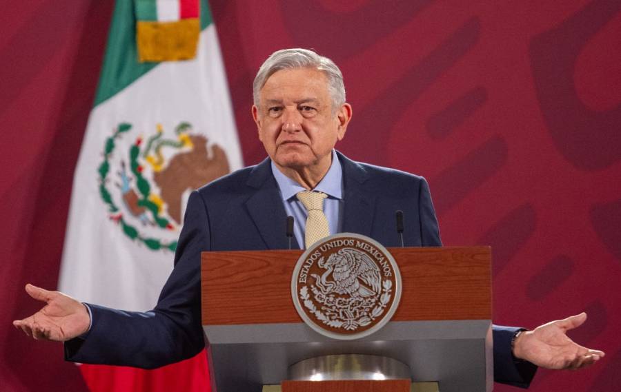 “Fuera máscaras”, dice AMLO a los del BOA