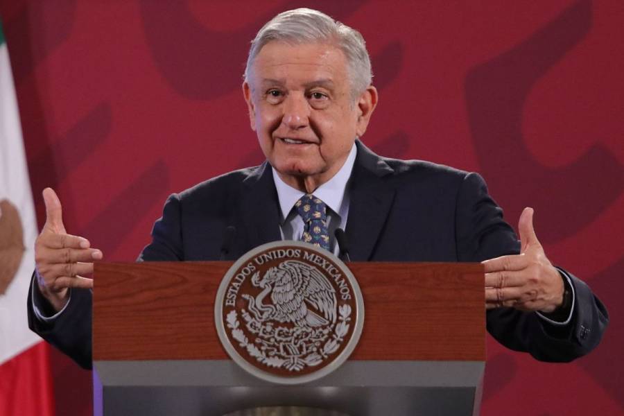 Con cuentas bancarias ya no habrá “moches” en entrega de becas para jóvenes: AMLO