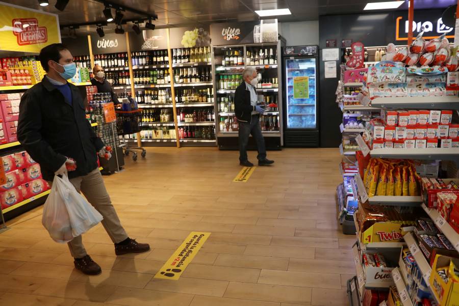 Crecen ventas de alcohol y tabaco en Europa