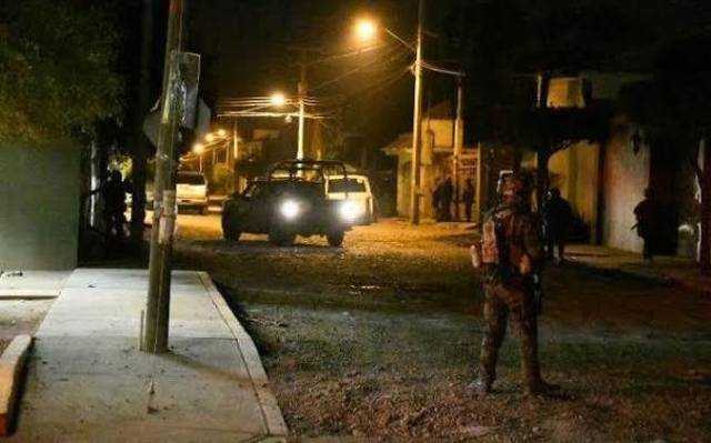 6 muertos 3 heridos en balaceara en narcocasa en Nuevo Leon