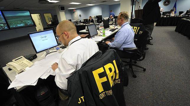 Facebook colabora con FBI para hackear a acosador de menores en EUA