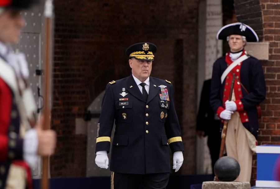 Jefe militar tambi&eacute;n se desmarca de Trump