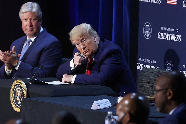 Estrangulamiento policial puede ser necesario: Trump