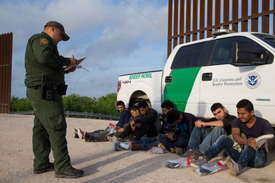 Detenciones de ilegales disminuyen en EU