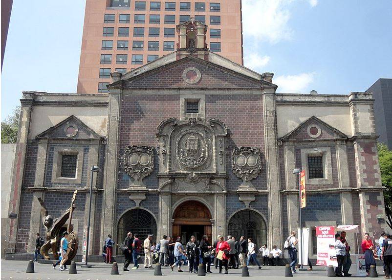 Templo de Corpus Christi en el paso del tiempo