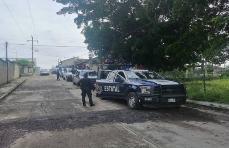 Desarman a policías de Acatlán, Oaxaca, tras muerte de Alexander