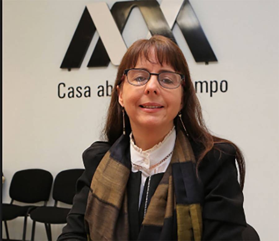 Considera Alvarez-Buylla congruente el decálogo del Presidente