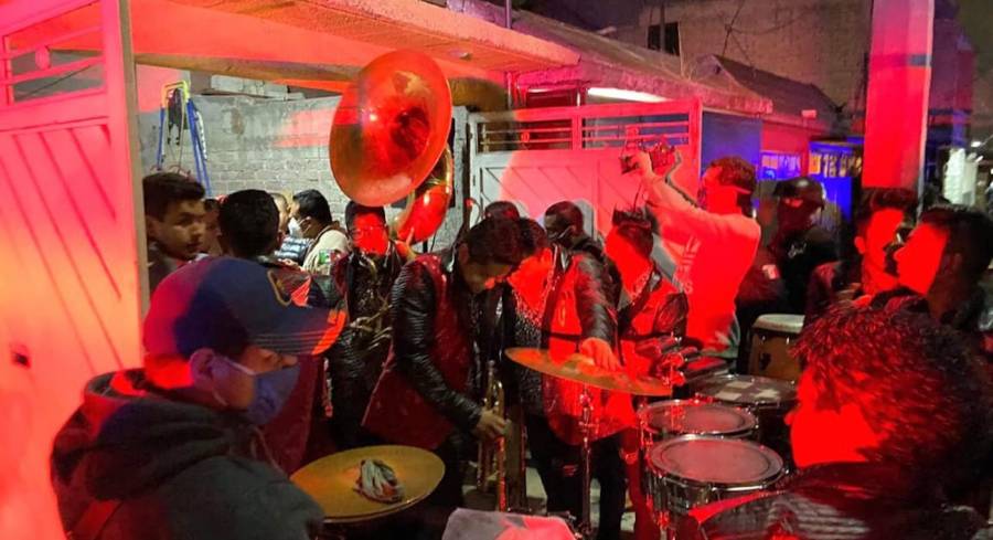 Suspenden 7 fiestas con grupos musicales en Ecatepec