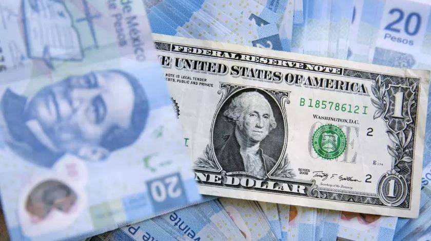 Peso mexicano cae por temores segunda ola global de Covid-19