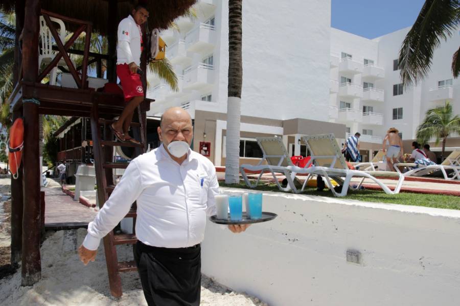 Playas y hotelería reabren al 30% de capacidad