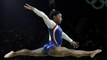 Simone Biles demanda a Comit&eacute; Ol&iacute;mpico de Estados Unidos por abuso sexual