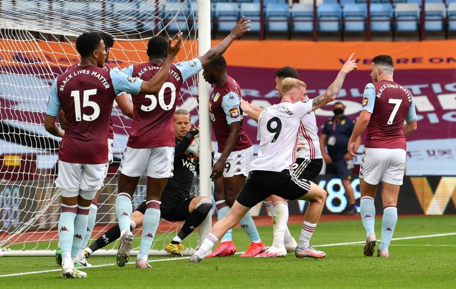 Premier League regresa con polémico empate en el Aston Villa vs Sheffield