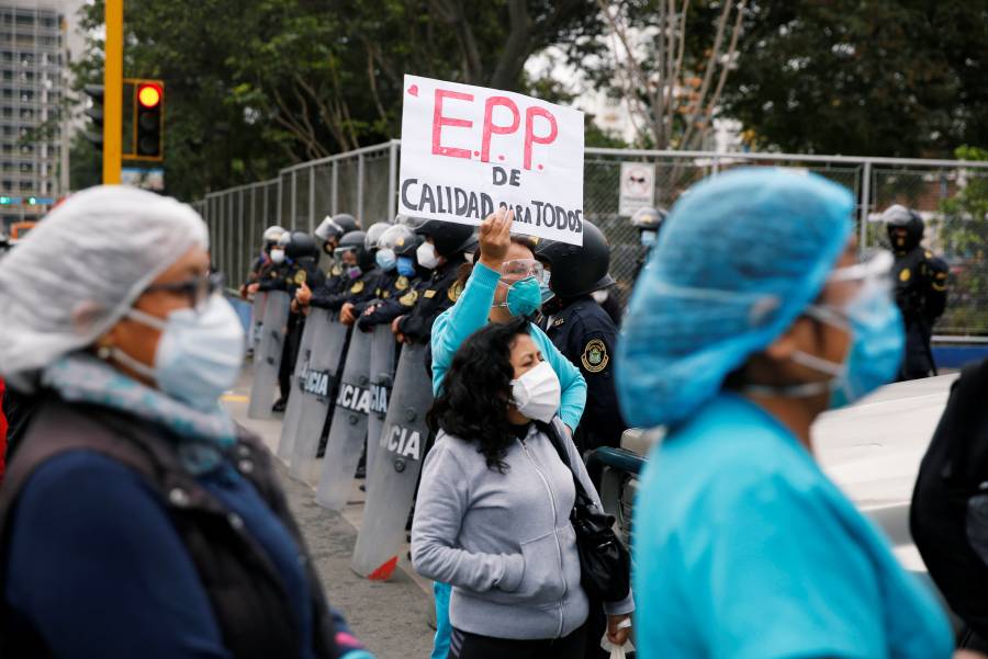 Perú reporta 240 mil casos de Covid-19 y supera a Italia