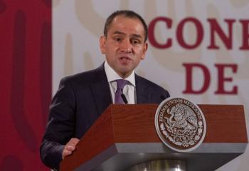 Pandemia gener&oacute; una crisis in&eacute;dita, asegura Arturo Herrera