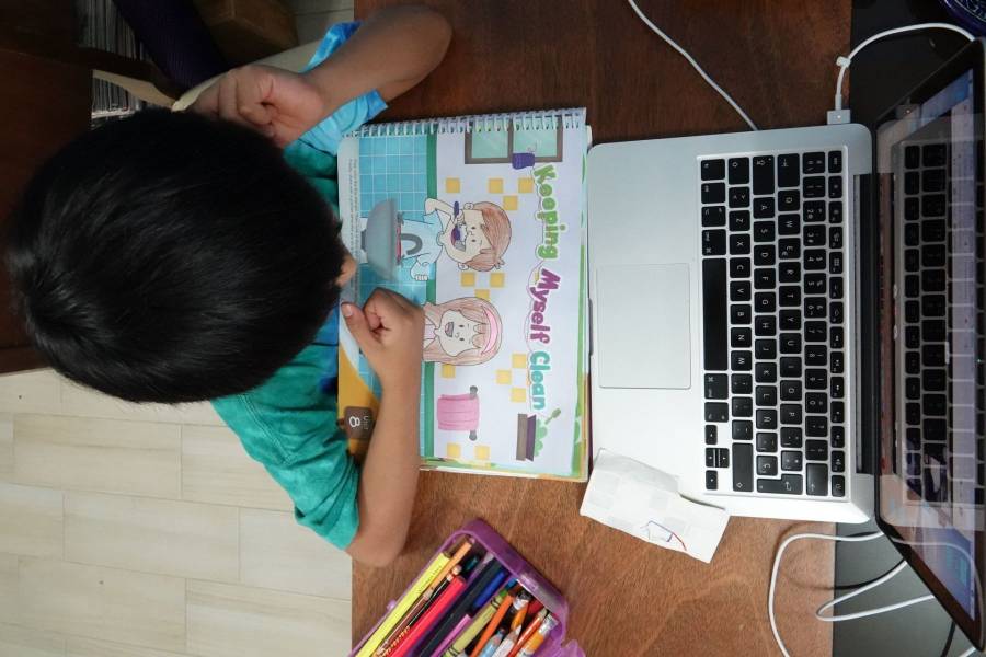 El aprendizaje a distancia, no ha dejado de ser una buena educación: Moctezuma Barragán