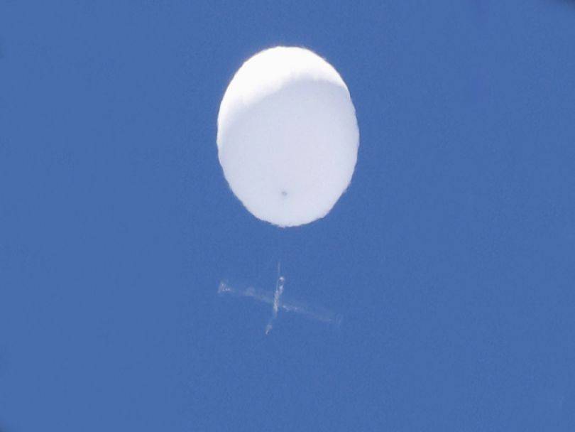 Extraño objeto aparece en el cielo de Japón