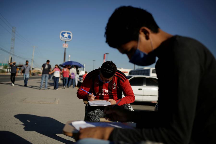 Cae 4% empleo manufacturero, 8 mees de ca&iacute;da