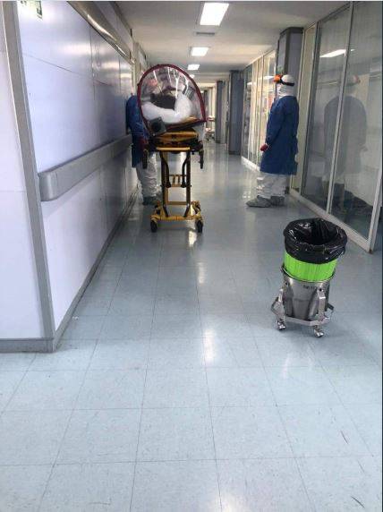 Exhortan a médicos de hospital del ISSSTE limpiar áreas de Covid-19 por falta de personal de limpieza