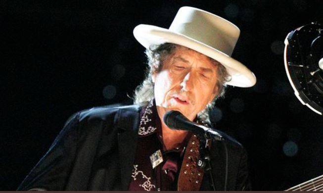 Bob Dylan estrena su primer álbum original en casi una década