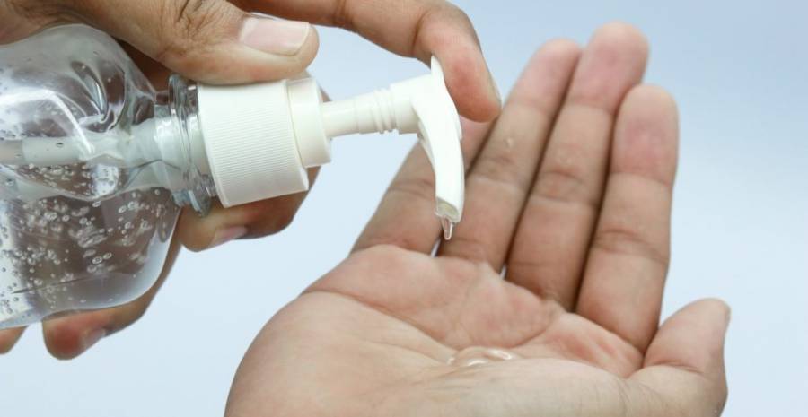 FDA pide no usar gel antibacterial producido en M&eacute;xico por ser t&oacute;xico