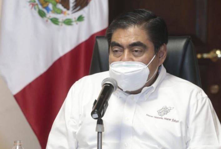 “Gozo de buena salud”, asegura Barbosa tras contagio de Covid-19 en su equipo