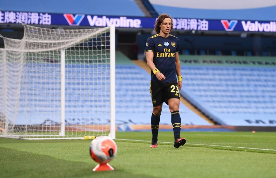 Futbolista del Arsenal dio positivo a Covid-19, previo a juego ante el City