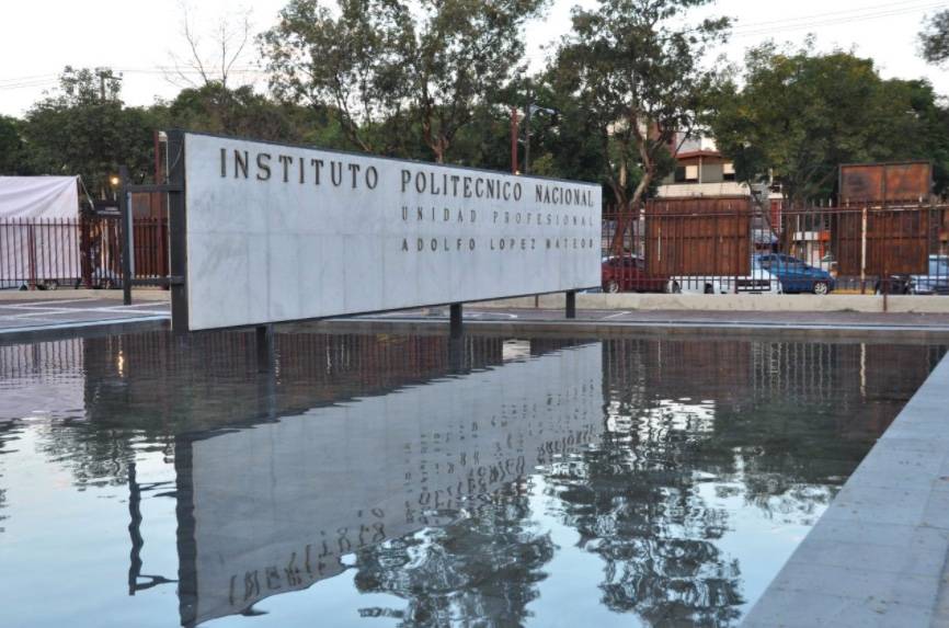 IPN hace obligatorio el uso de caretas y cubrebocas