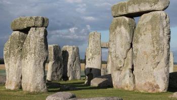 Descubren pozos neol&iacute;ticos cerca de Stonehenge