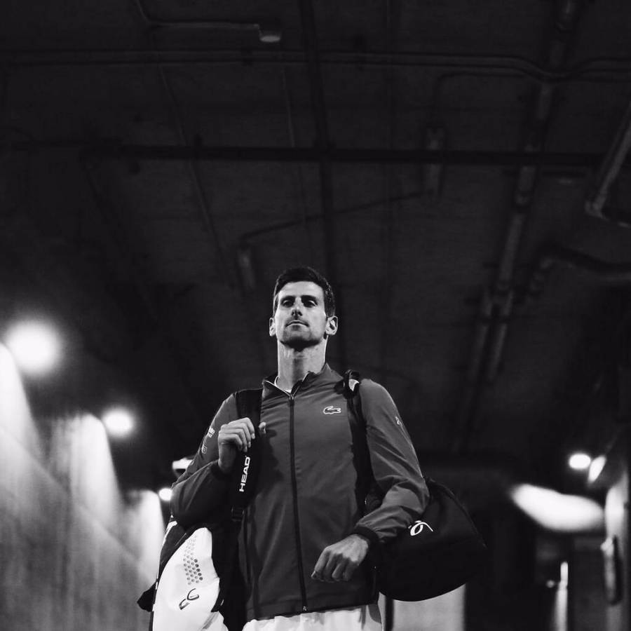 Djokovic ofrece disculpas por casos de Covid-19 en torneo