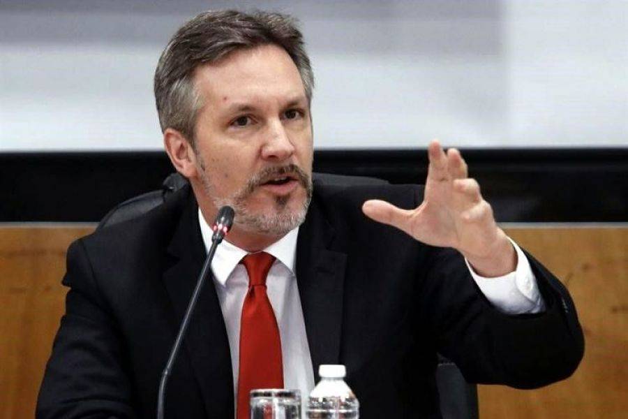 John Ackerman denuncia “espionaje” con dron tras filtración de propiedades