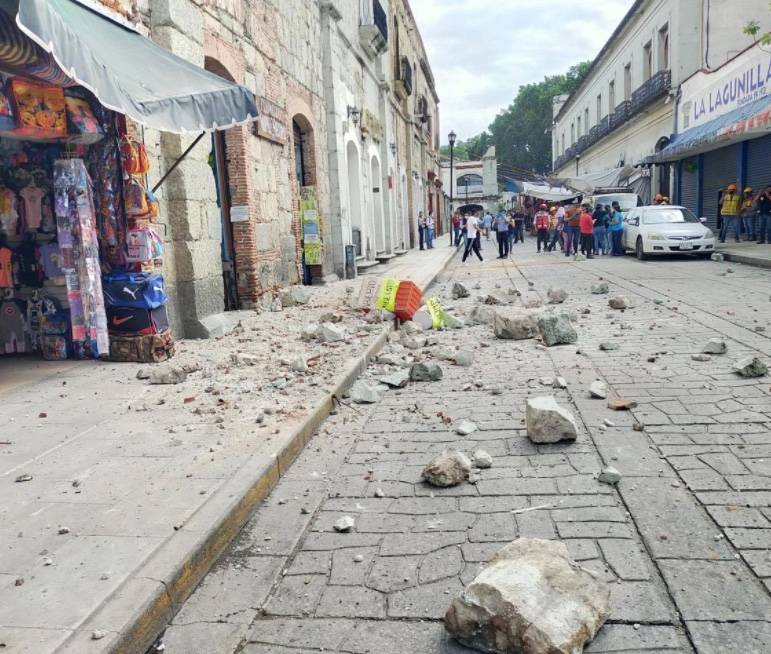 Tras sismo en Crucecita, reportan una persona fallecida