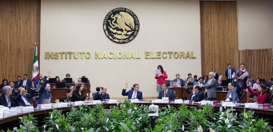 INE, costosísimo y no garantiza elecciones limpias: AMLO