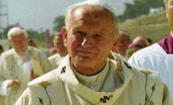 Vaticano emite monedas conmemorativas de dos euros por Juan Pablo II