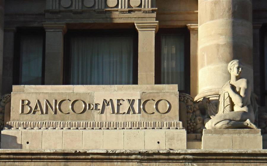 Banxico baja tasa de interés a su nivel más bajo