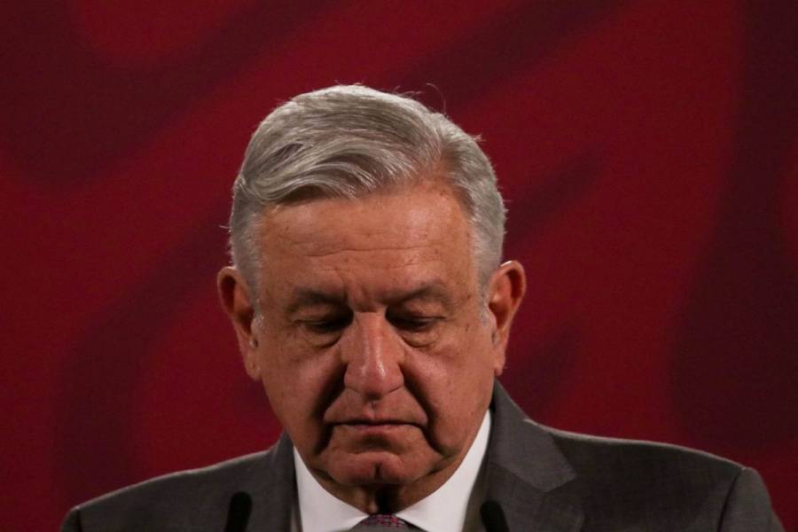 Aprobación de AMLO registra su nivel más bajo; desciende a 46.0%