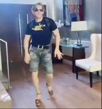 Julio C&eacute;sar Ch&aacute;vez Jr. publica video en TikTok caminando en tacones