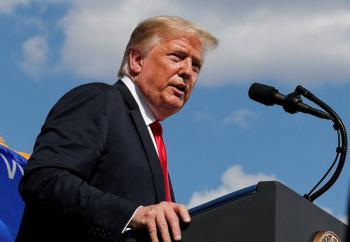 Pide Trump a Corte Suprema suspender el 