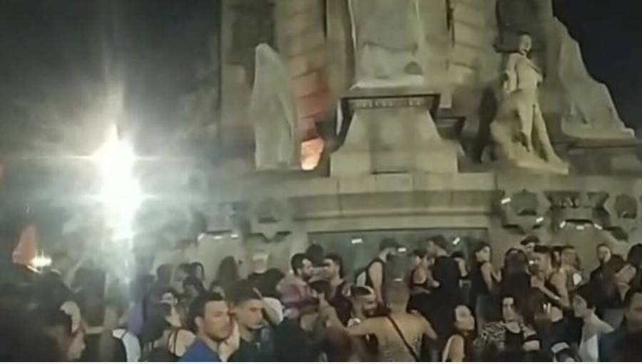 Estatuafobia llega a Barcelona