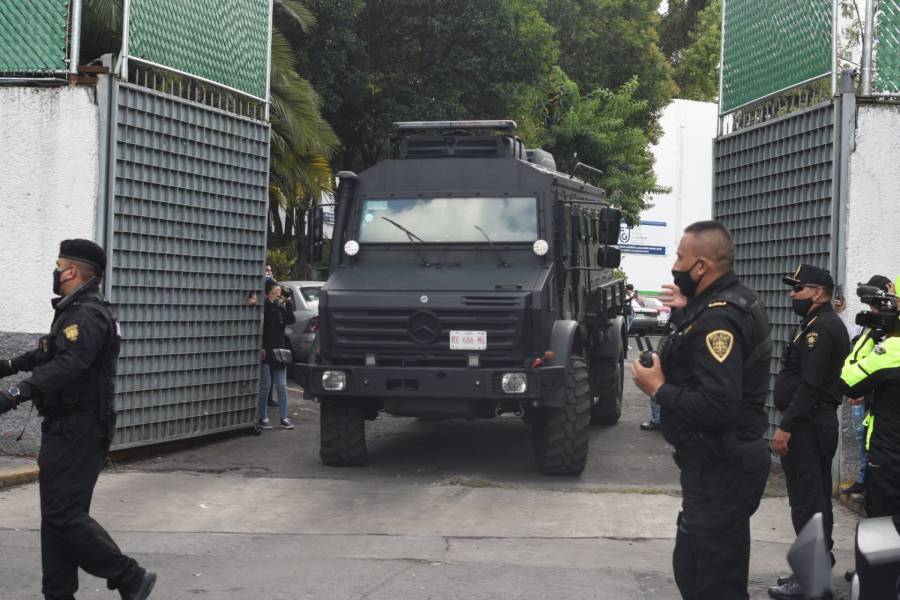 Trasladan a involucrados en ataque a García Harfuch
