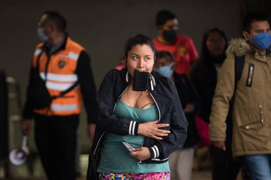 Metro CDMX dará desde el martes un millón de caretas a usuarios y trabajadores