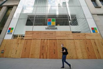 Microsoft cierra tiendas y fortalece la oferta digital