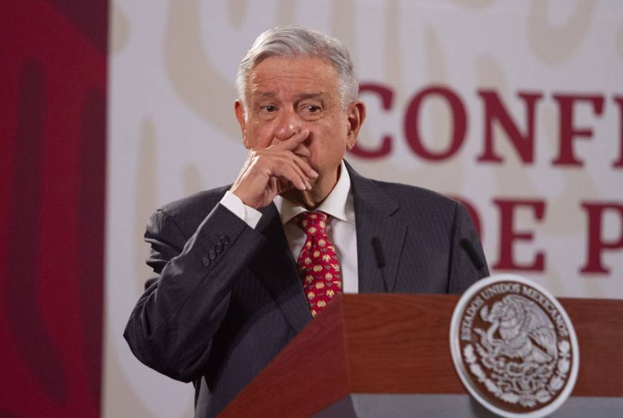 Pide AMLO retomar reducción a financiamiento de partidos para 2021