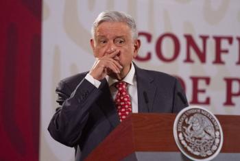 Pide AMLO retomar reducci&oacute;n a financiamiento de partidos para 2021